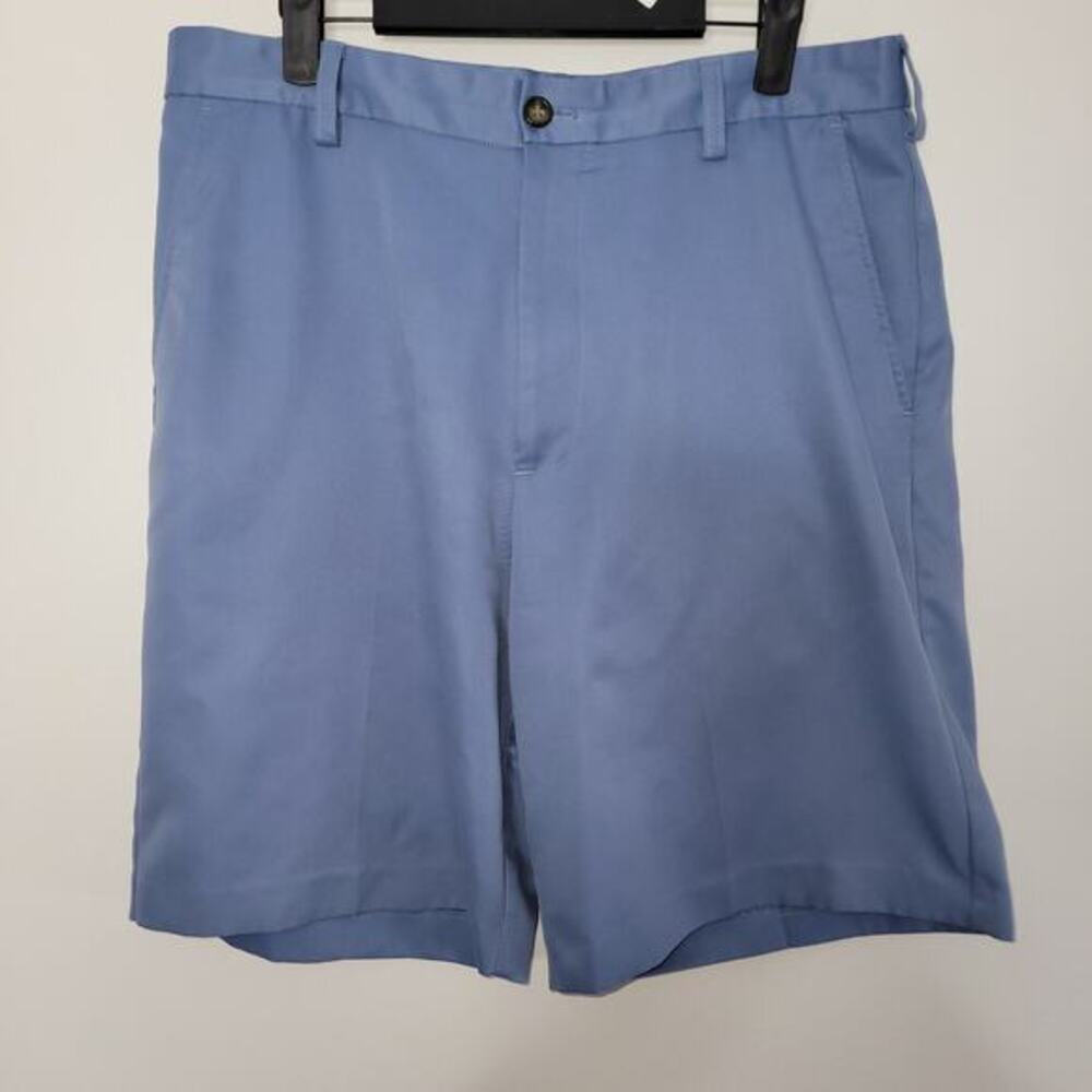 Izod Chino Shorts‎ Men 34 Blue Flat Front Golf Relaxed